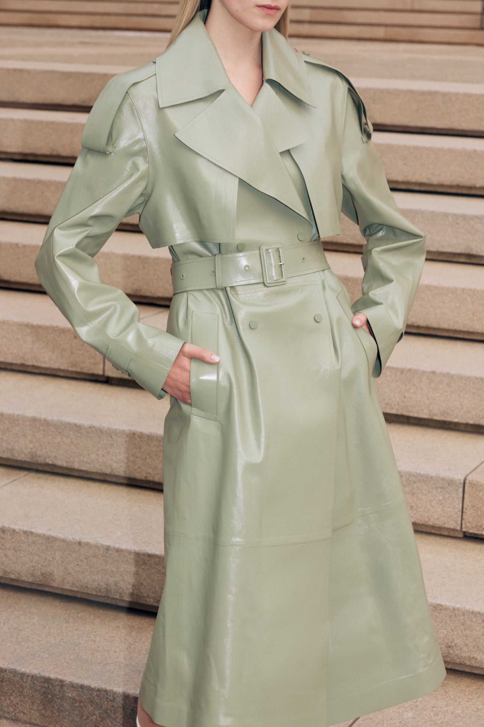 Trench en cuir CARMELA avec ceinture