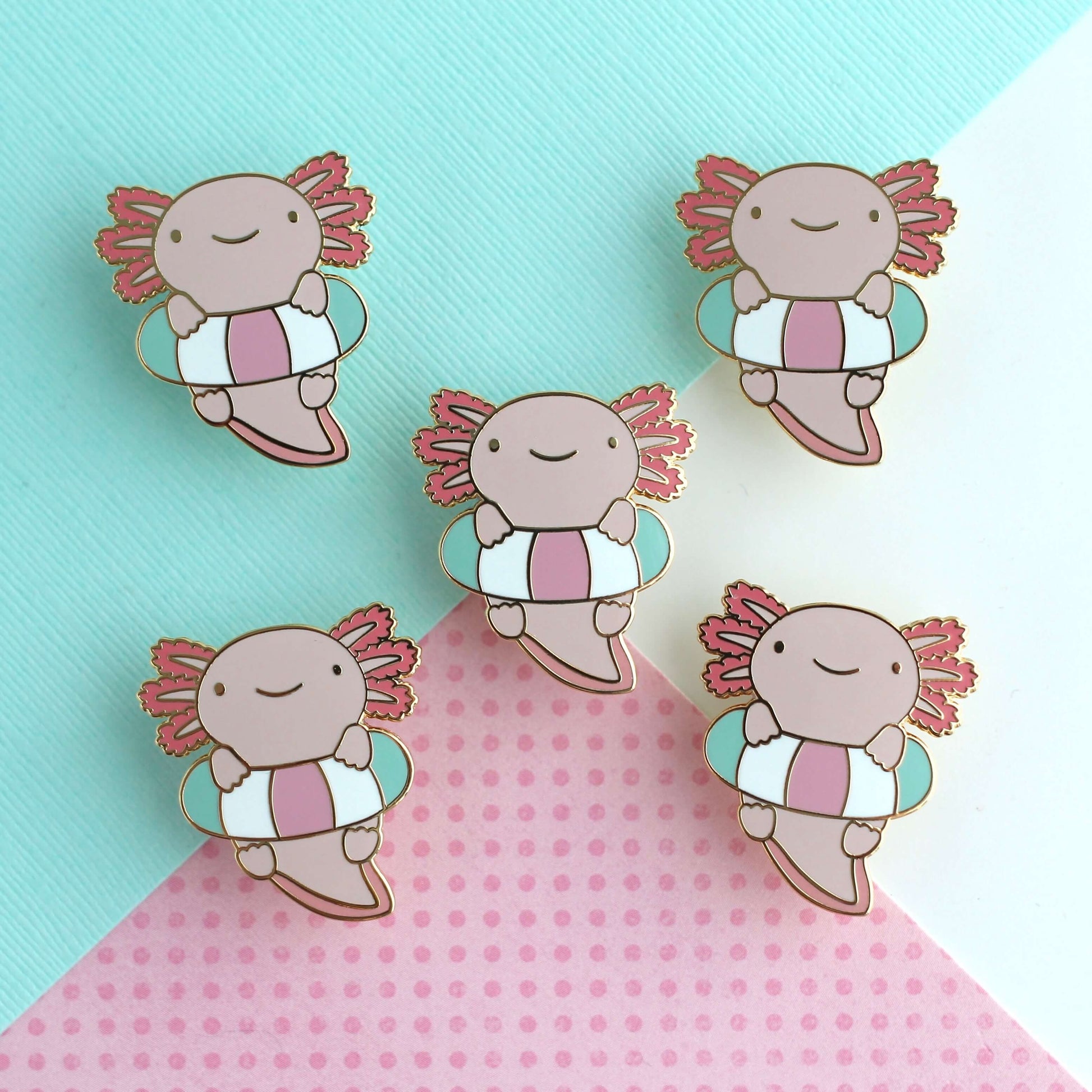 Axolotl dans une épingle à émail Floatie