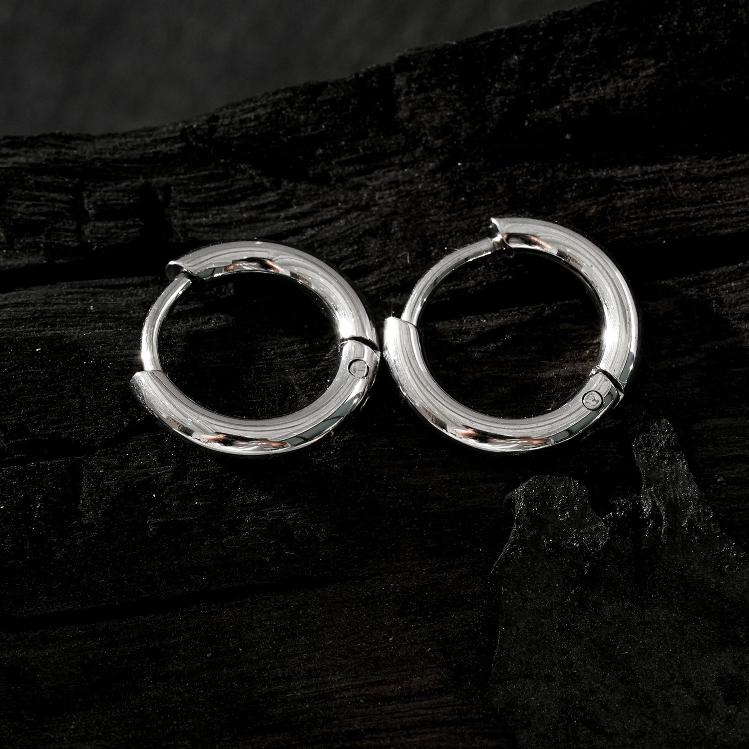 BIANCA Silver: Classic Essential Everyday Basic Round Silver Hoops. Available in 7 Sizes - 1cm to 6cm