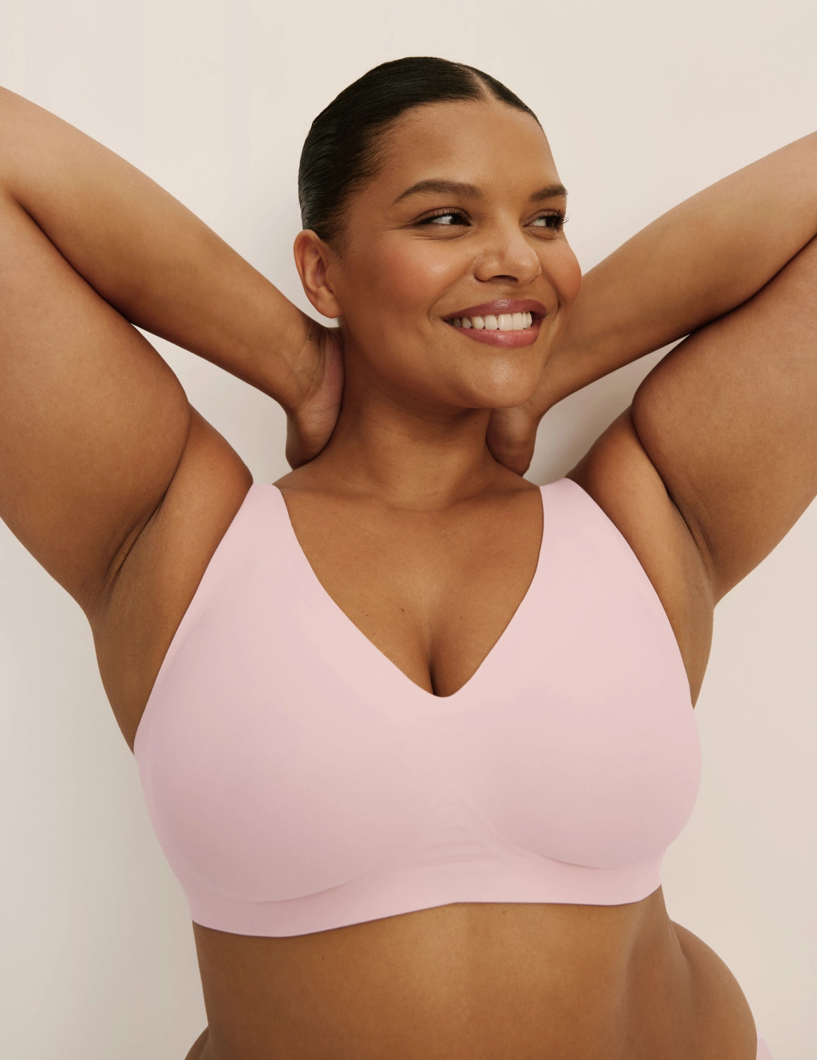 Revolution V-Neck Bra