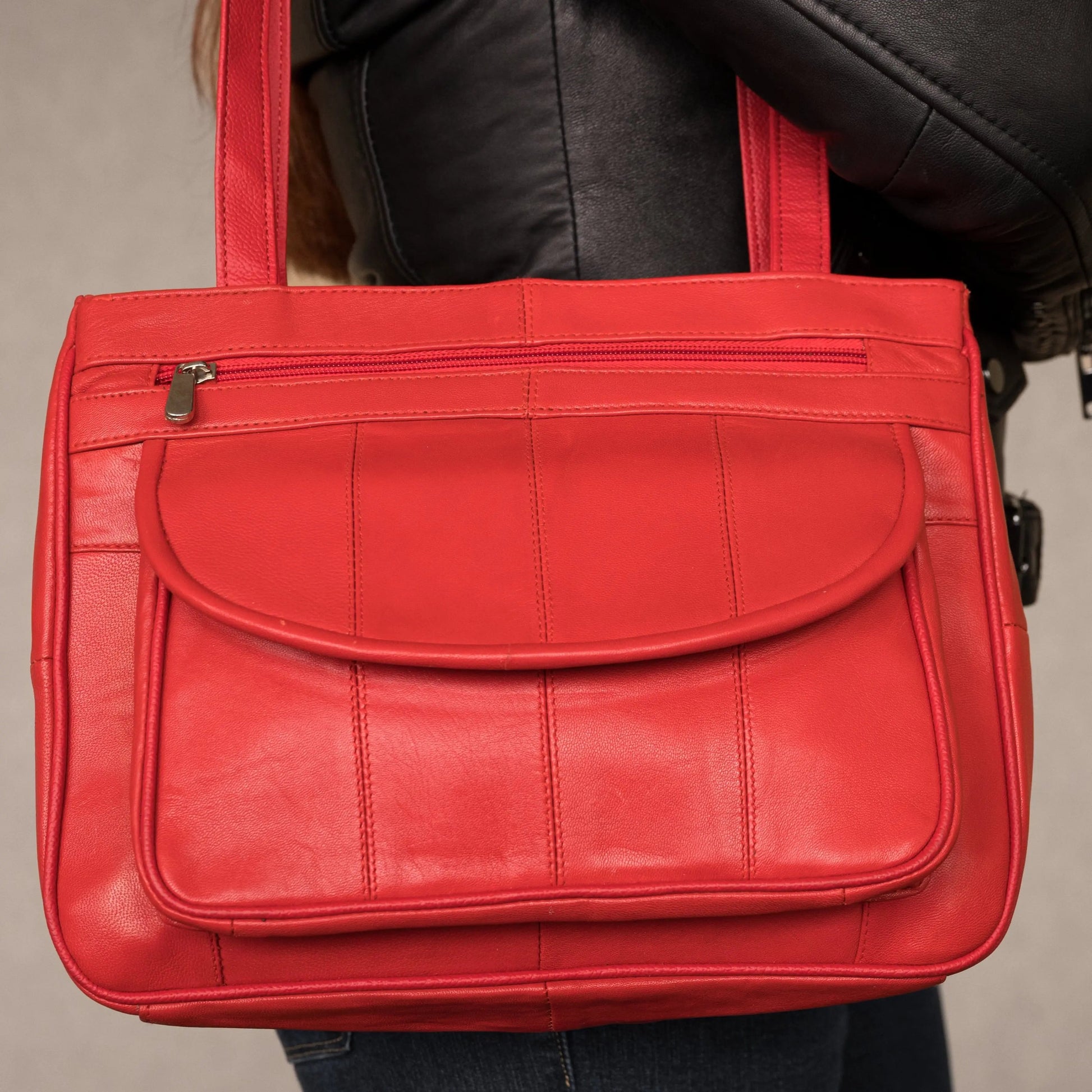 Sac bandoulière en cuir souple pour femme