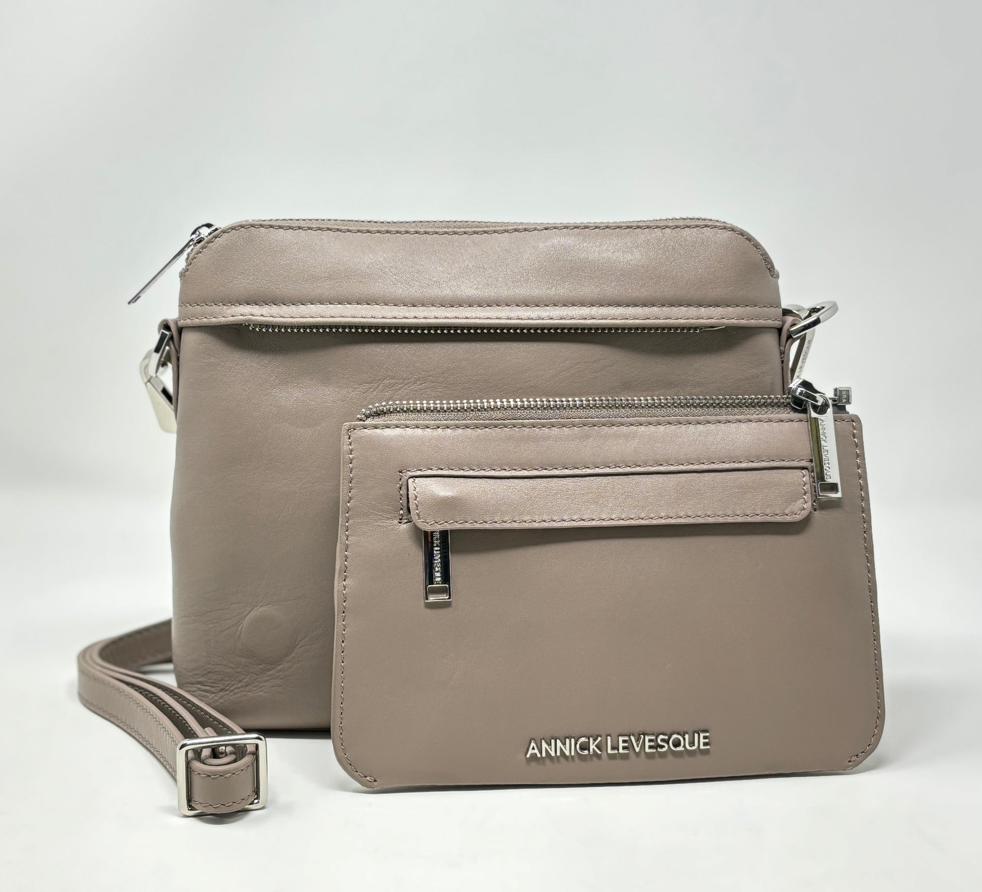 Petit Sac à Bandoulière en Cuir Taupe, Brigitte