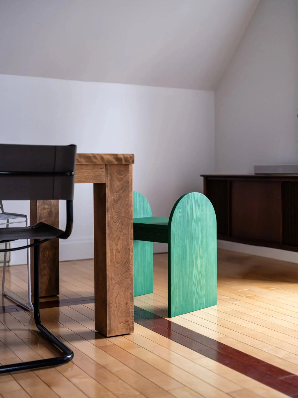BUIS Stool and Side Table