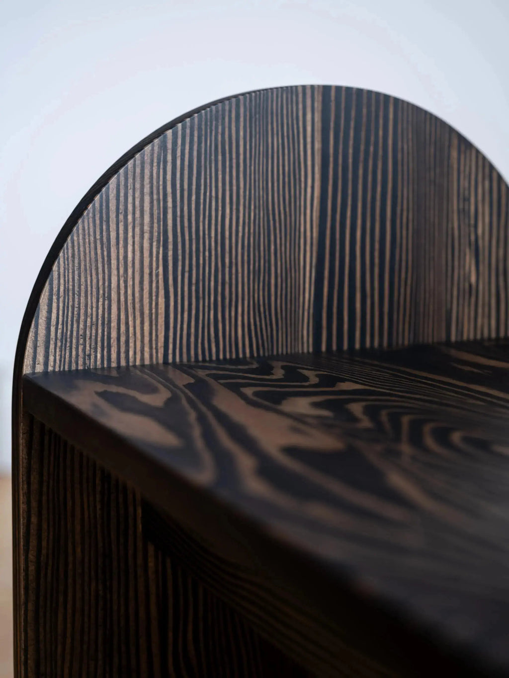 BUIS Table Bench