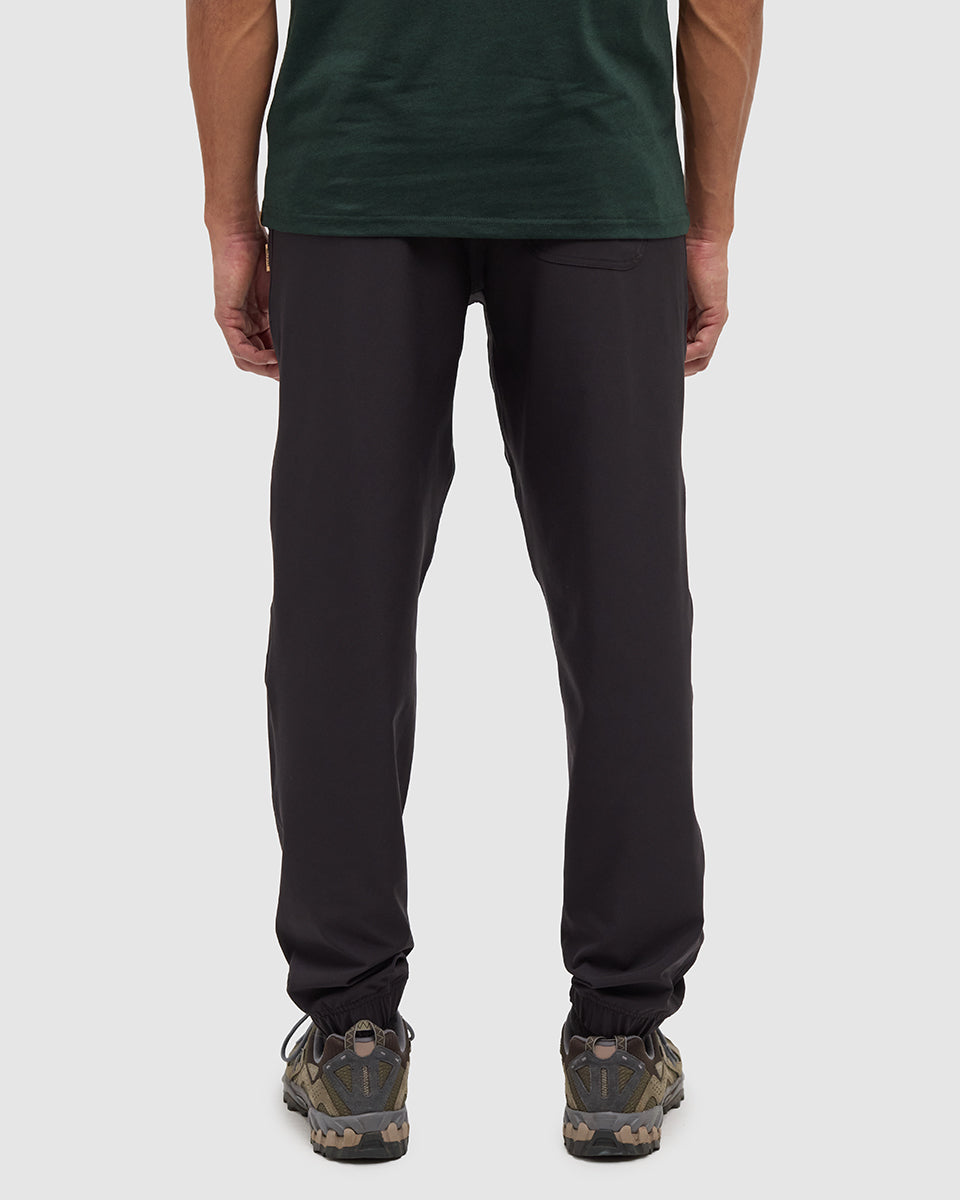 Rainier Jogger