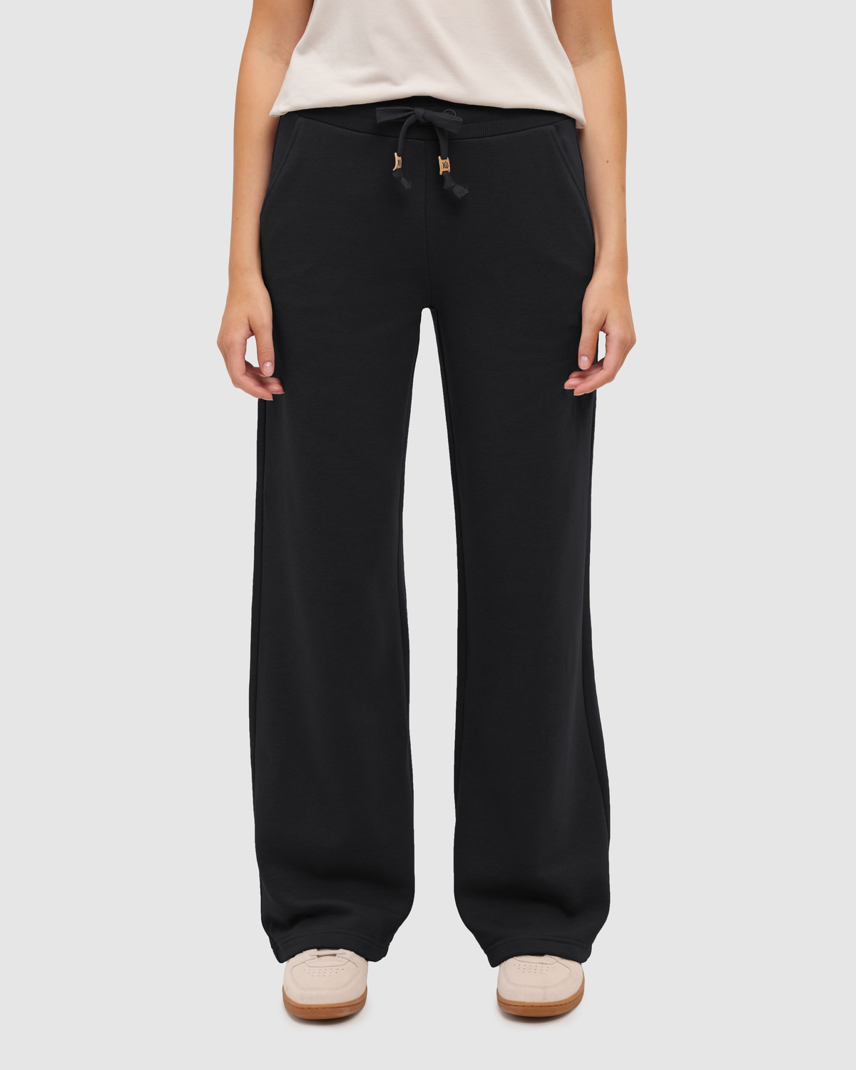 Bamone Wide Leg Sweatpant