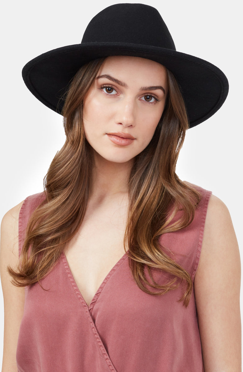 Chapeau Festival