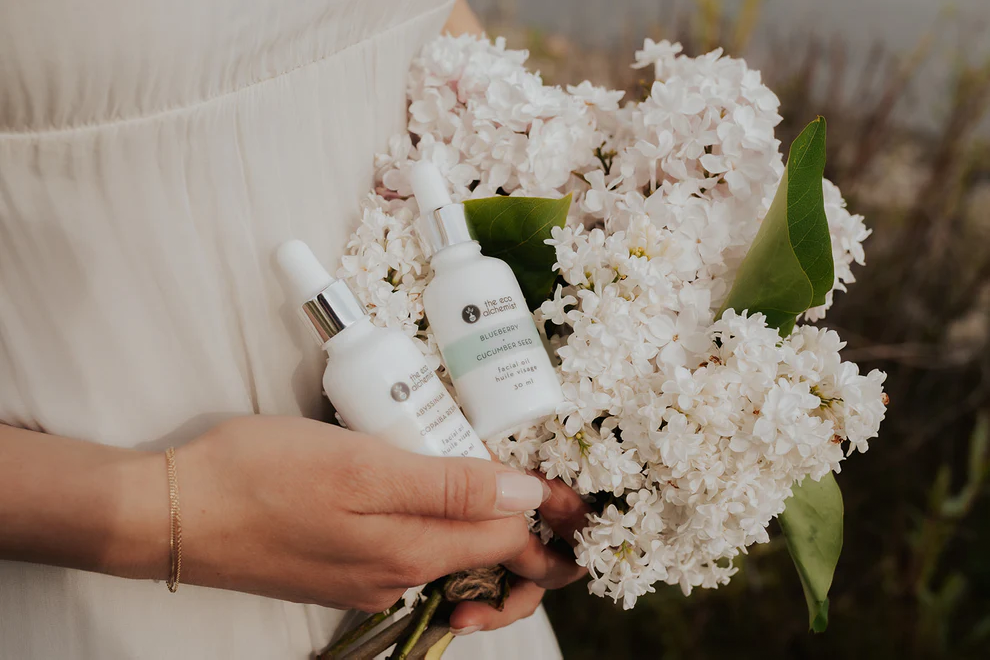 Huile visage antioxydante aux myrtilles et aux graines de concombre