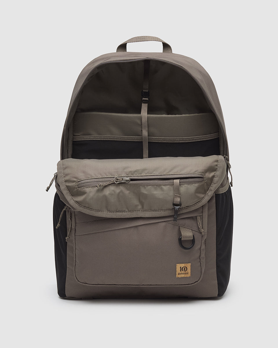 Bayview 25L Backpack