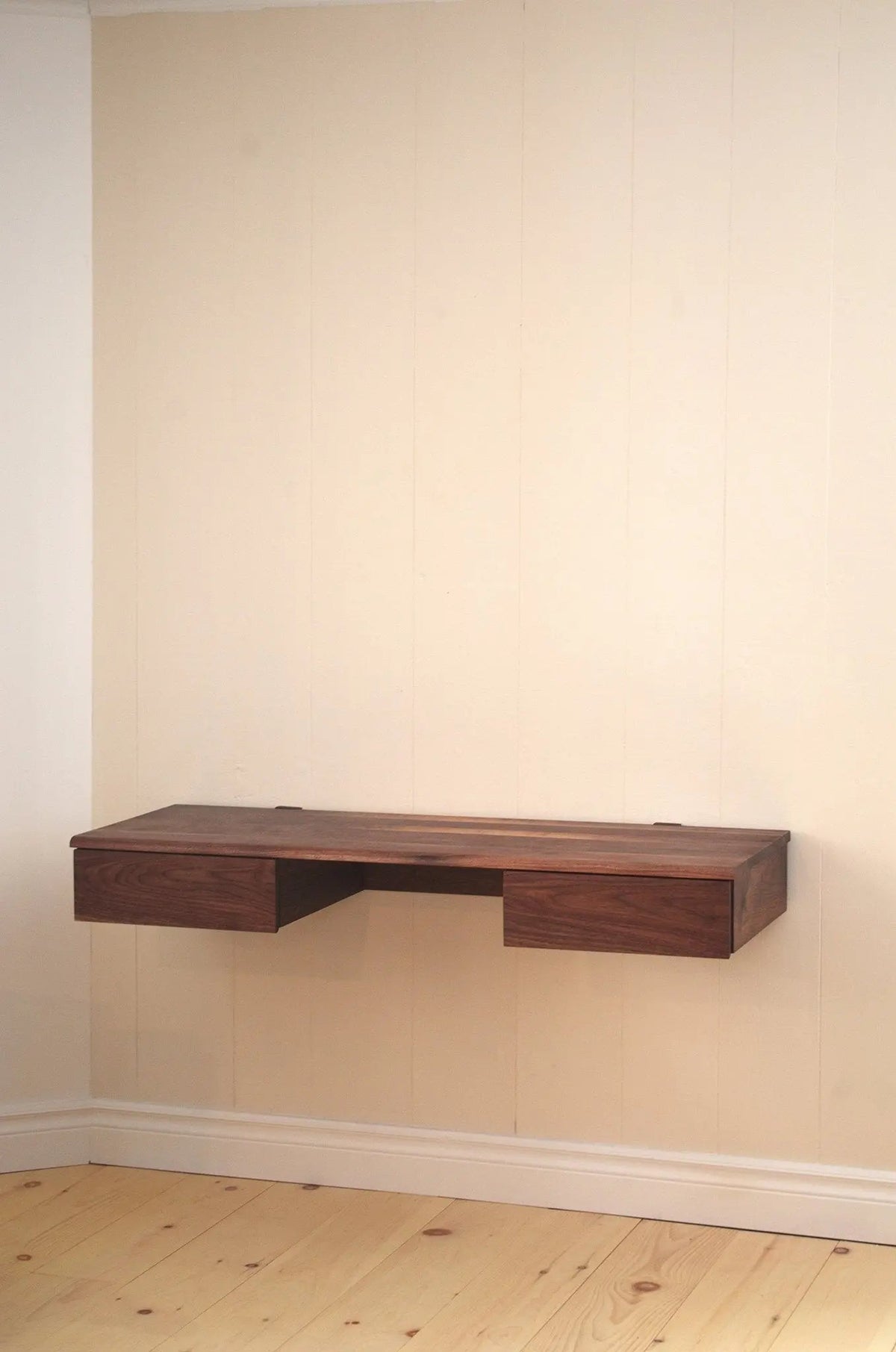 LE KETCH 48" Wall Desk