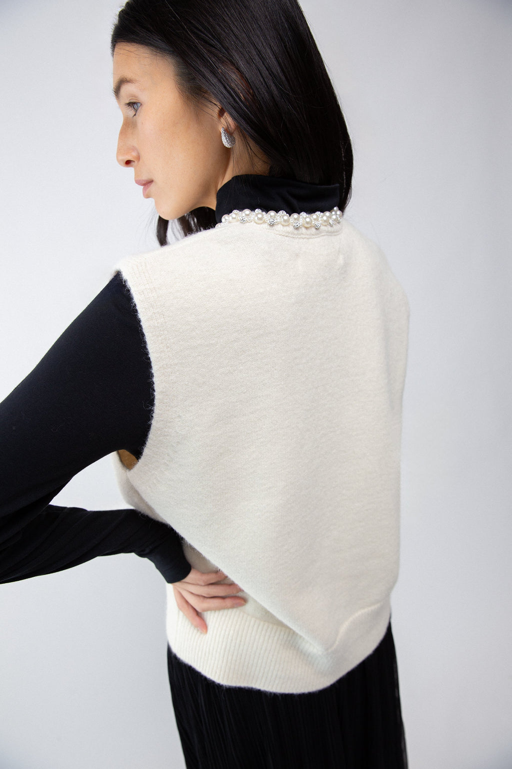 GILET À COL PERLÉ