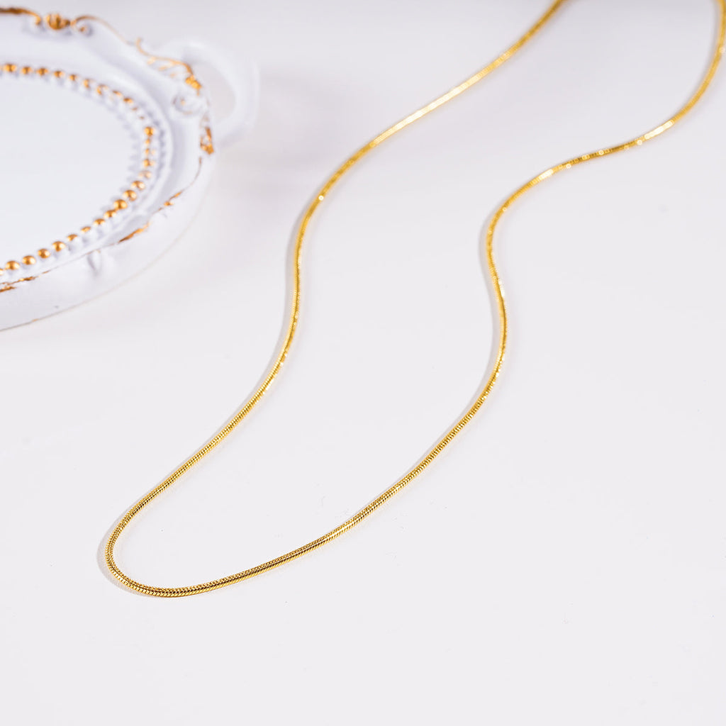 CHASTITY: Dainty Snake Skin Textured Gold Chain Necklace
