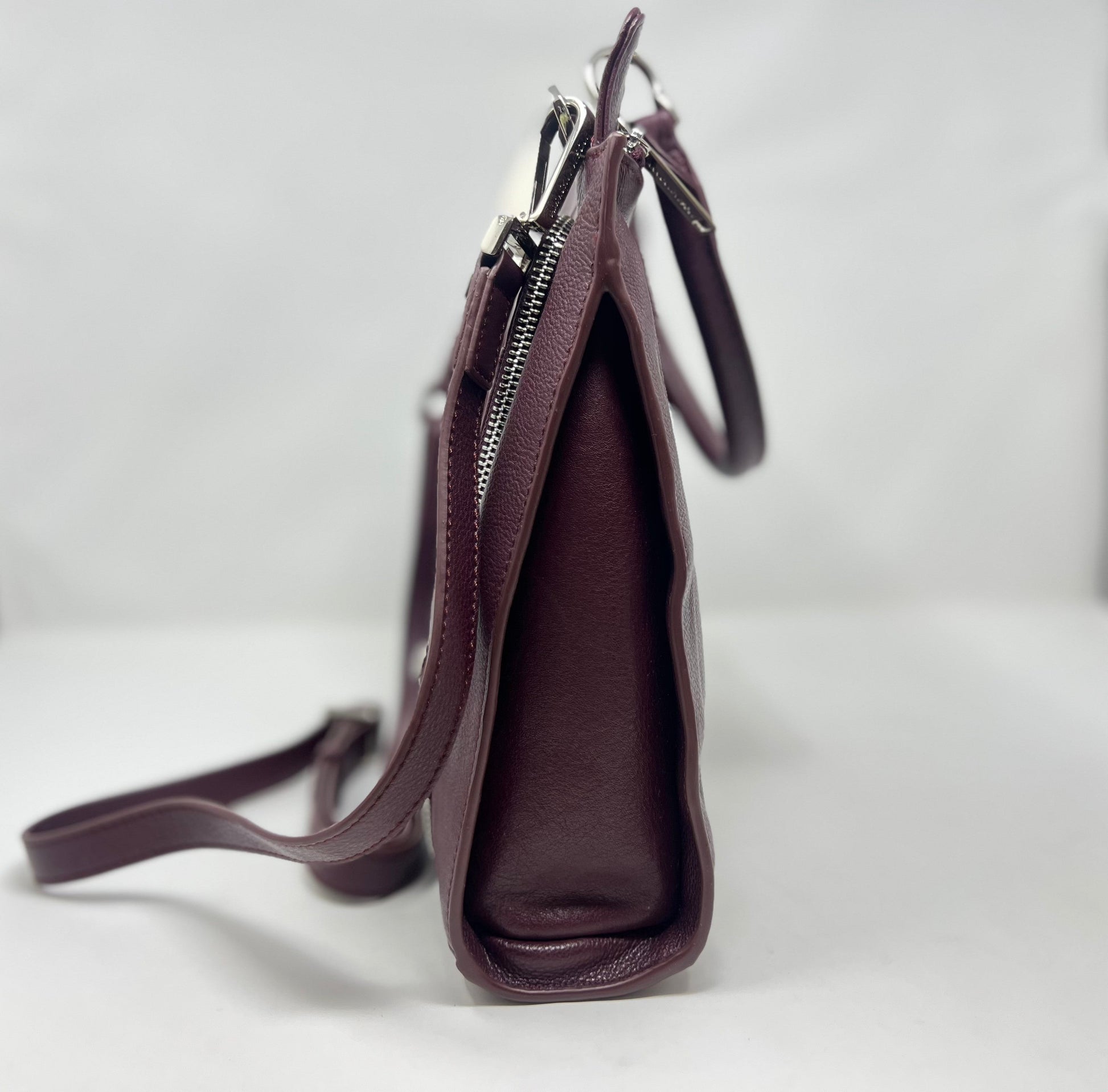 Genuine Leather Handbag in Eggplant - Chloé