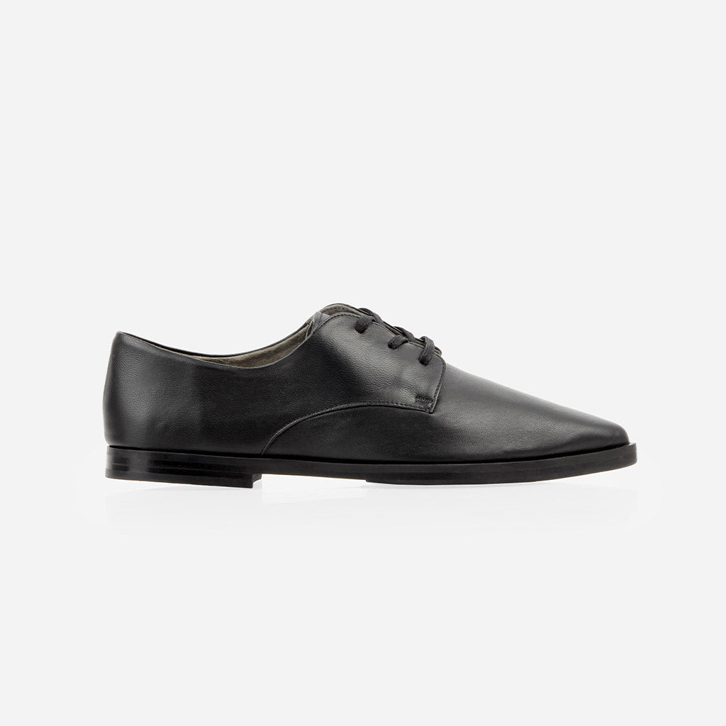 The Bella Derby Black