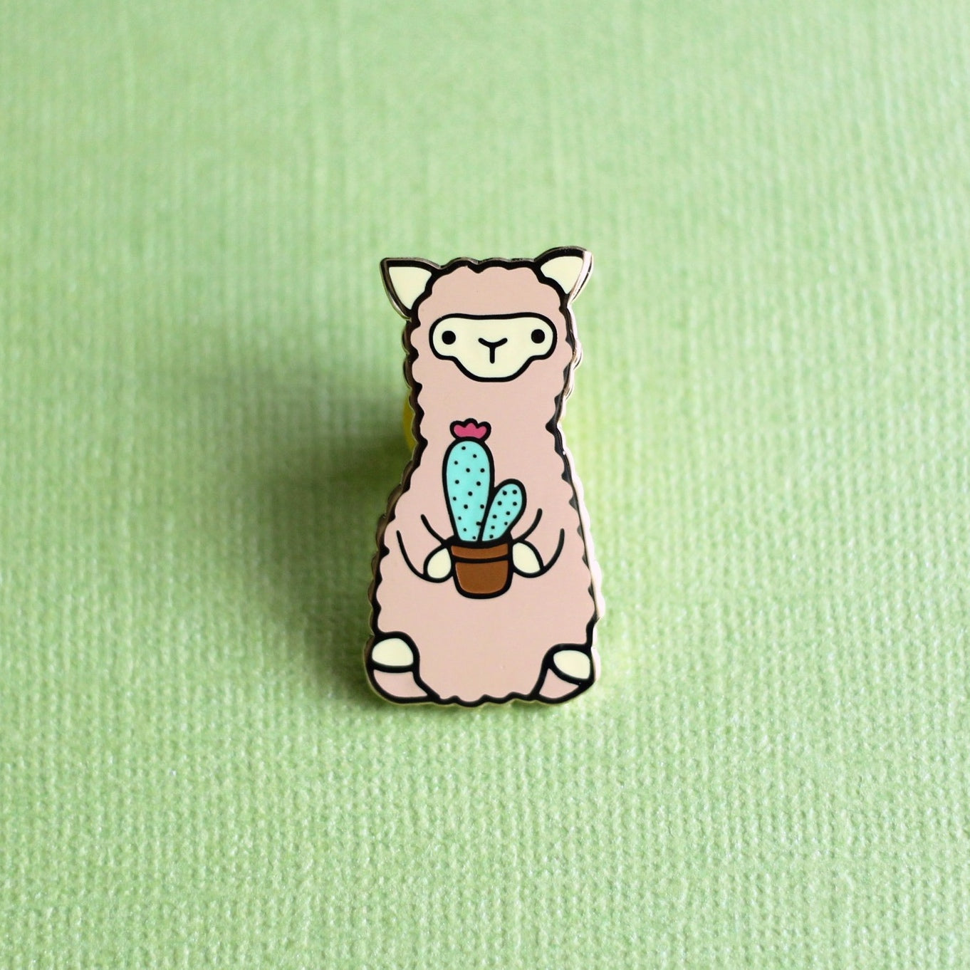 Lot de 2 pin's émaillés Alpaga : Cactus et succulentes Alpaga. Pin's mignons Lama.