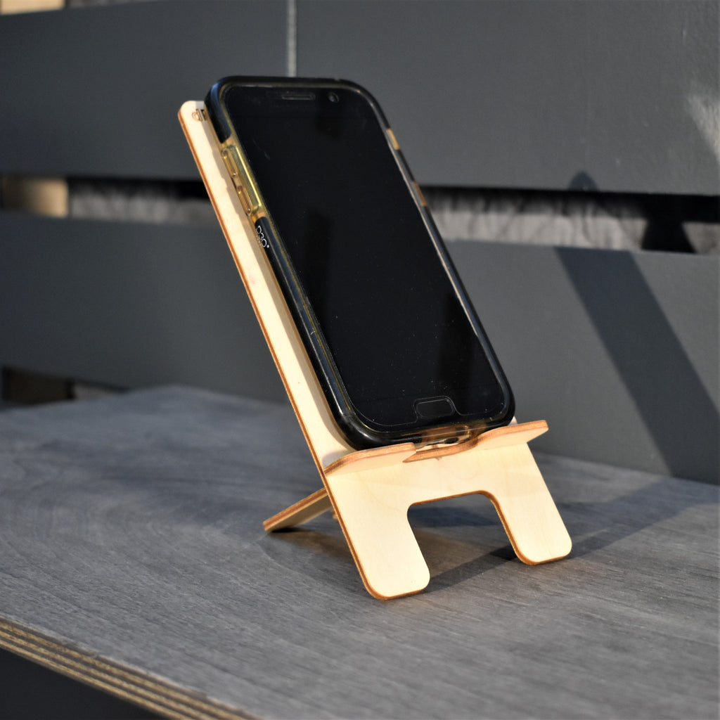 Wooden Cell Phone Stand 'D-Poser'