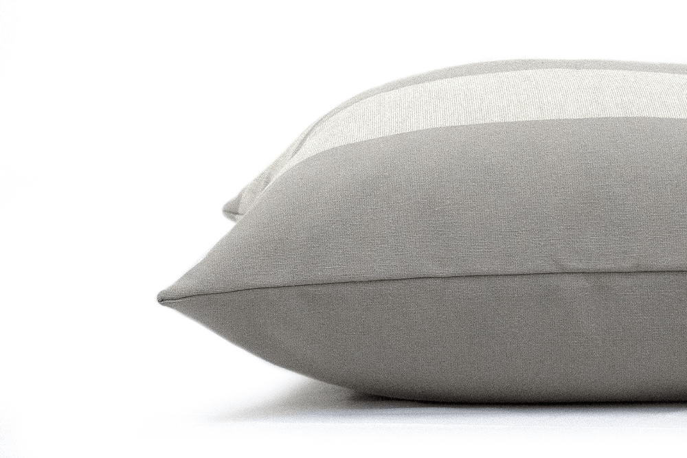 Housse de coussin à rayures Graystone