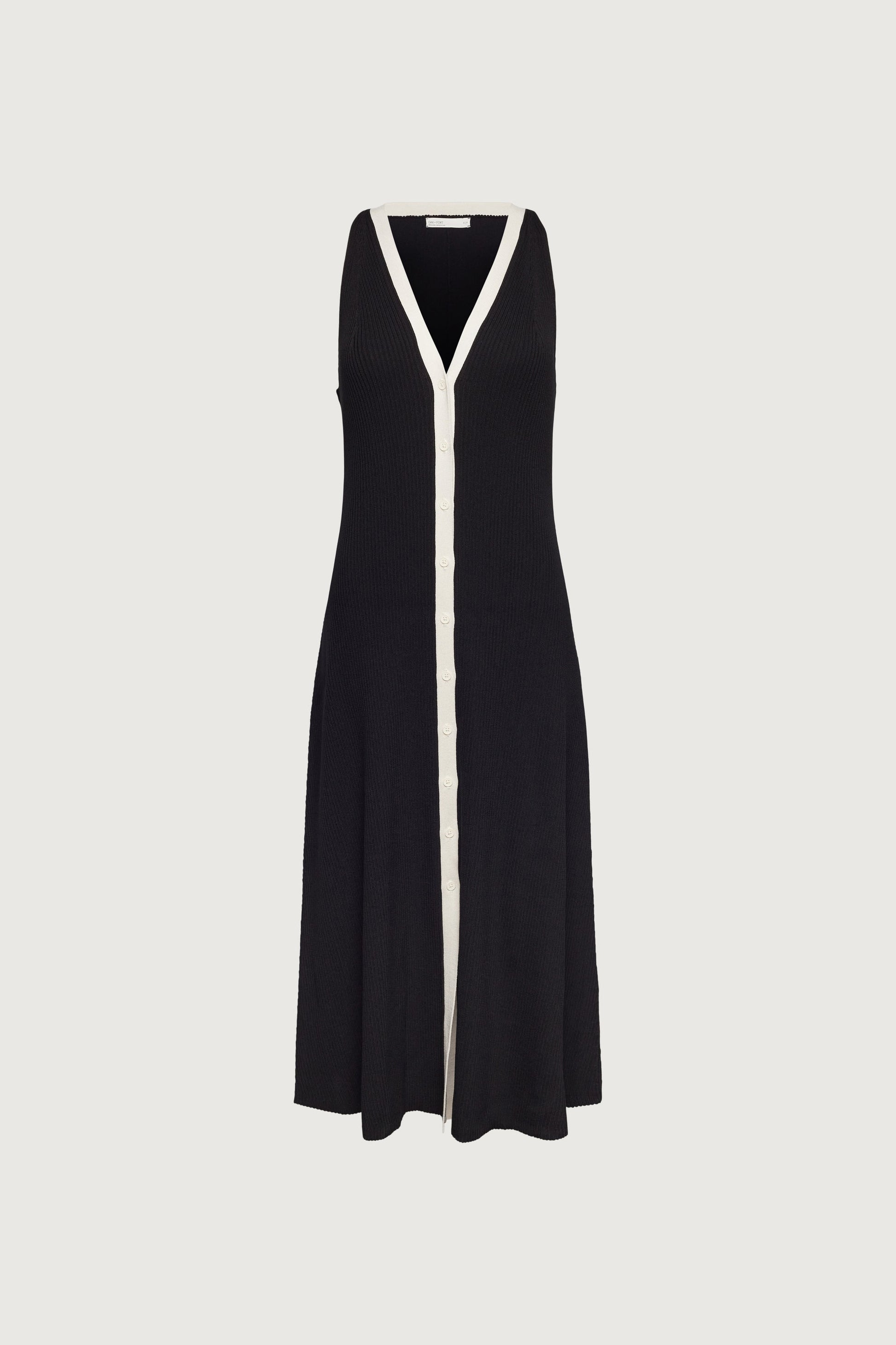 ROBE LONGUE SANS MANCHES AVEC BORDURES CONTRASTÉES ET BOUTONNÉES SUR LE DEVANT