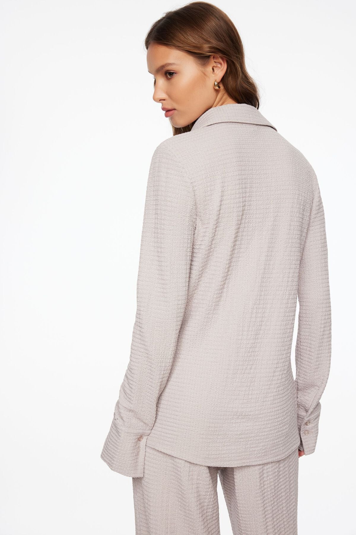 Chemise texturée à manches longues en pop-corn