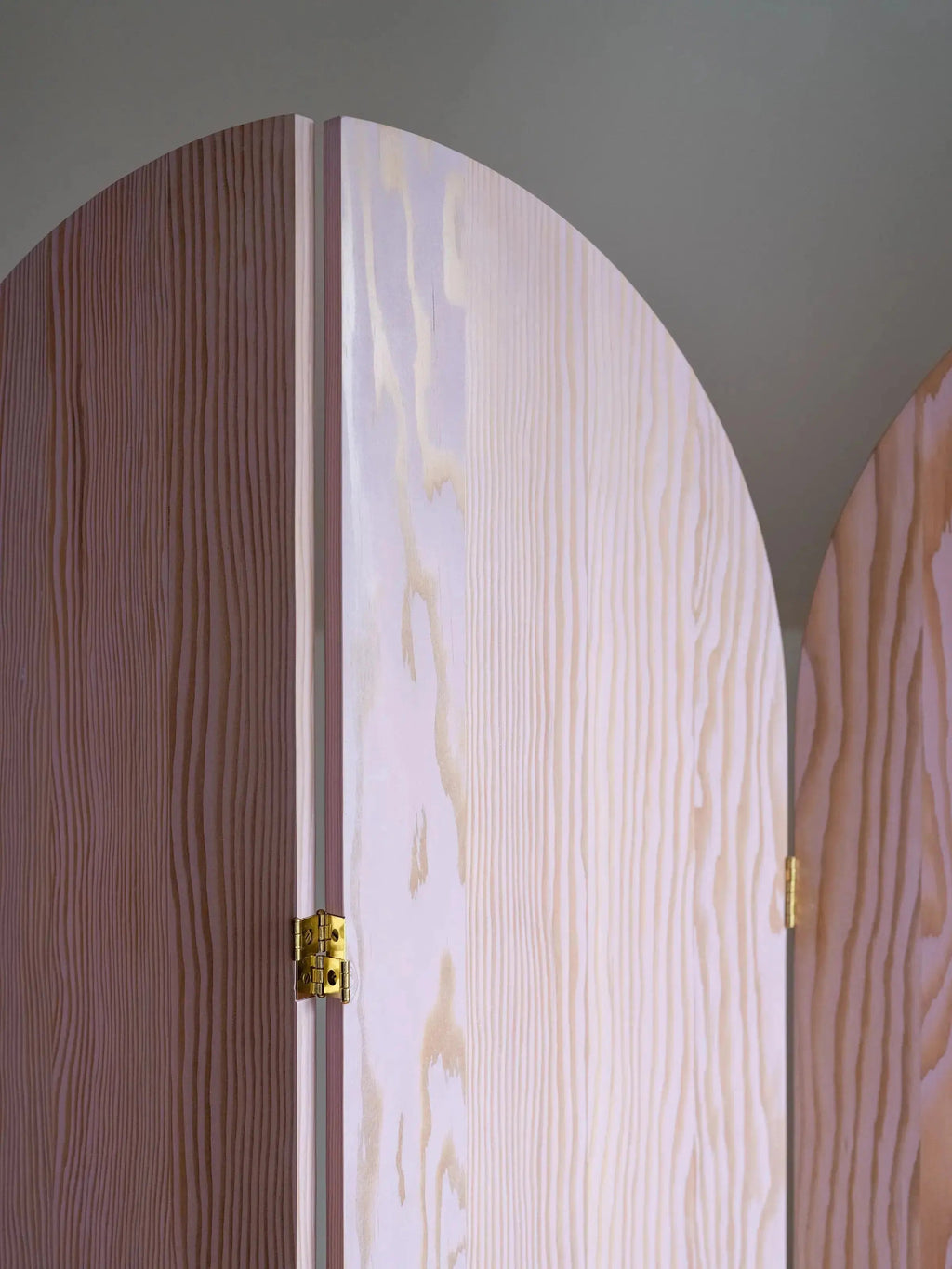 DOUGLAS Room Divider