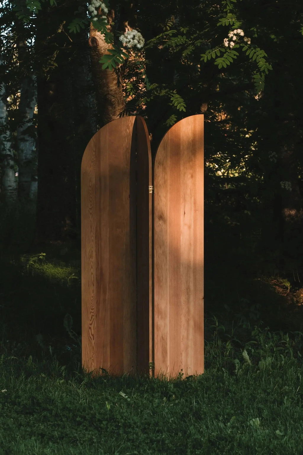 DOUGLAS Room Divider