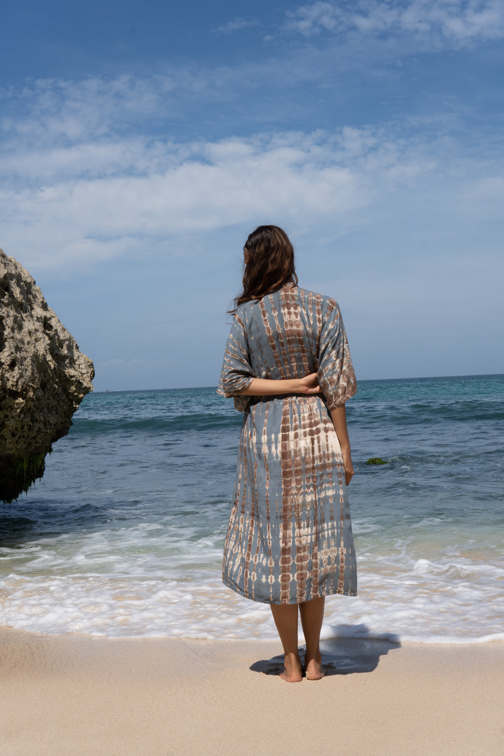 Long Kimono In Tan & Grey Tie Dye