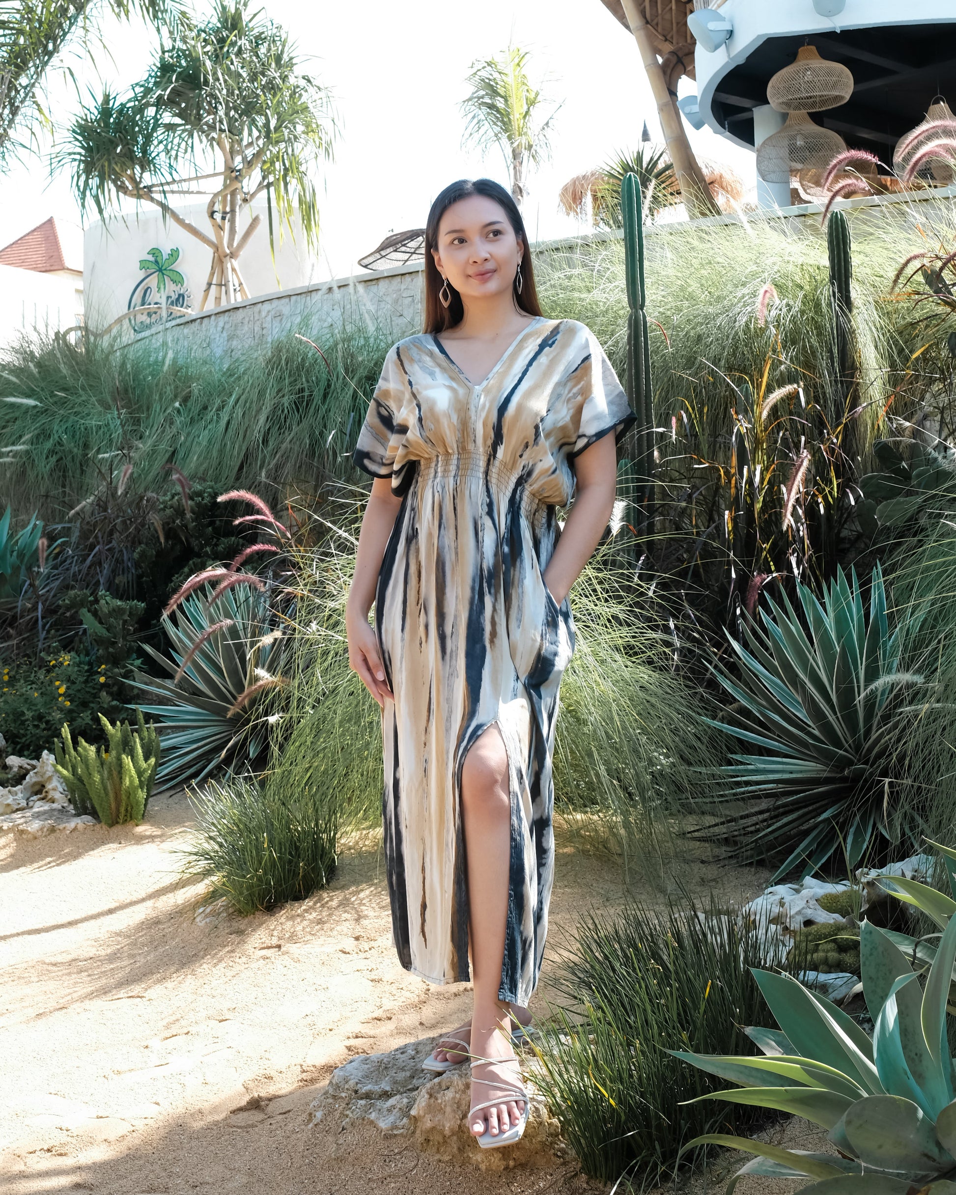 Abstract Tye Die Maxi Dress - Grey & Gold
