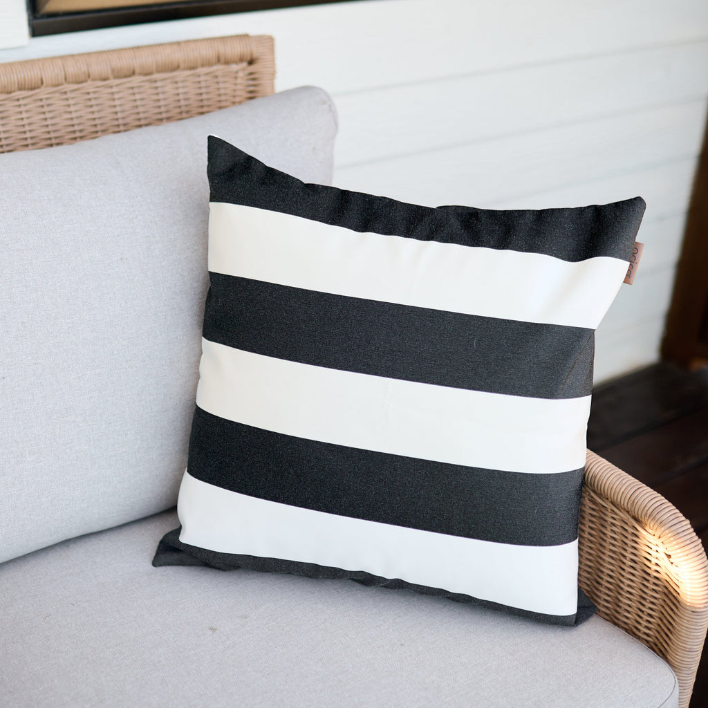 Agosto Decorative Cushions