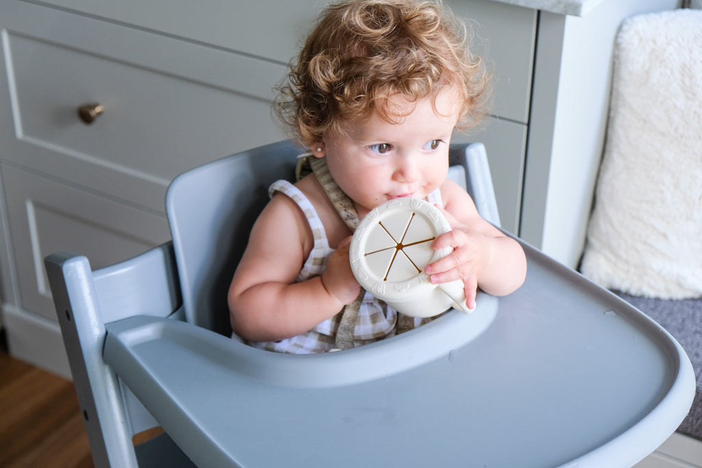 2-in-1 Learning Cup for Snacks and Liquids