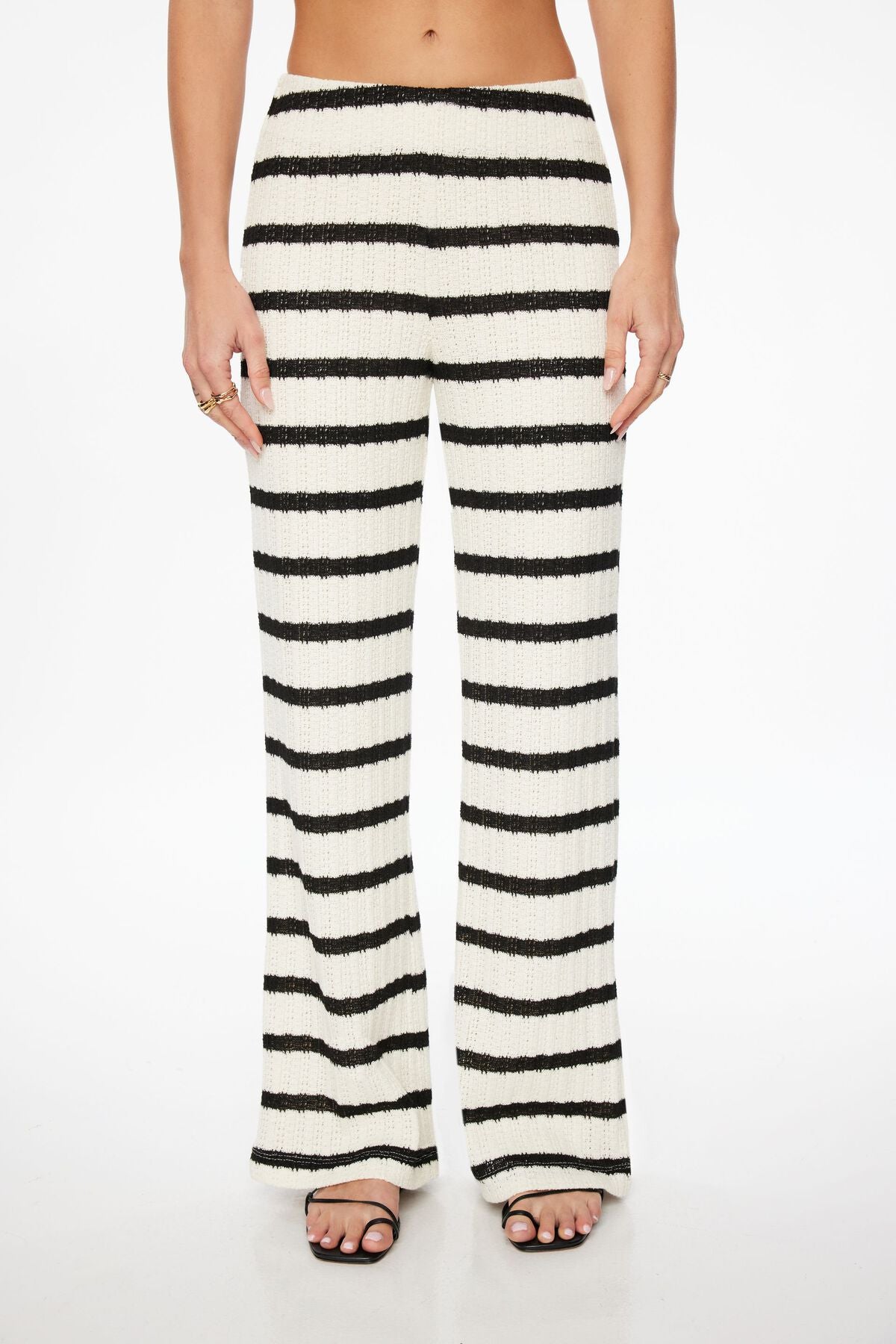 Pantalon large au crochet Malika