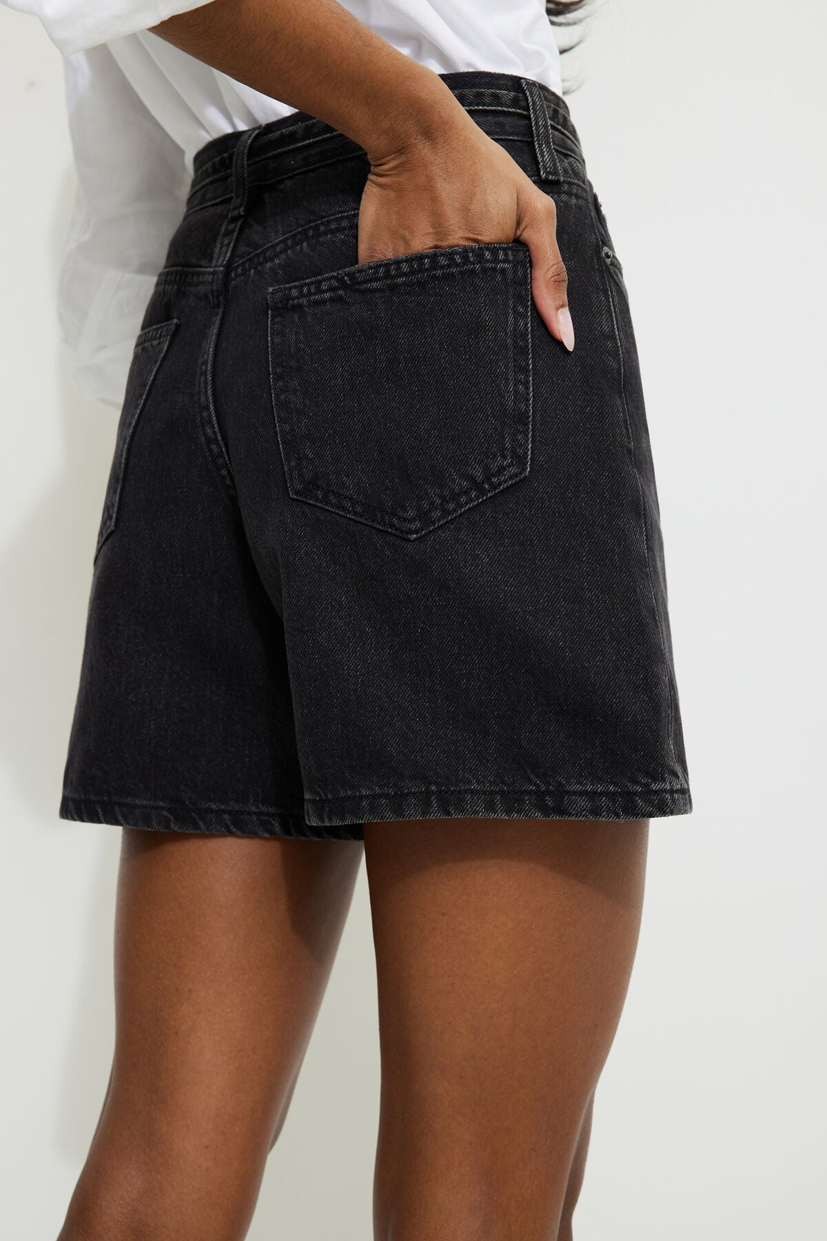 Short en jean taille haute à cordon de serrage Charlie