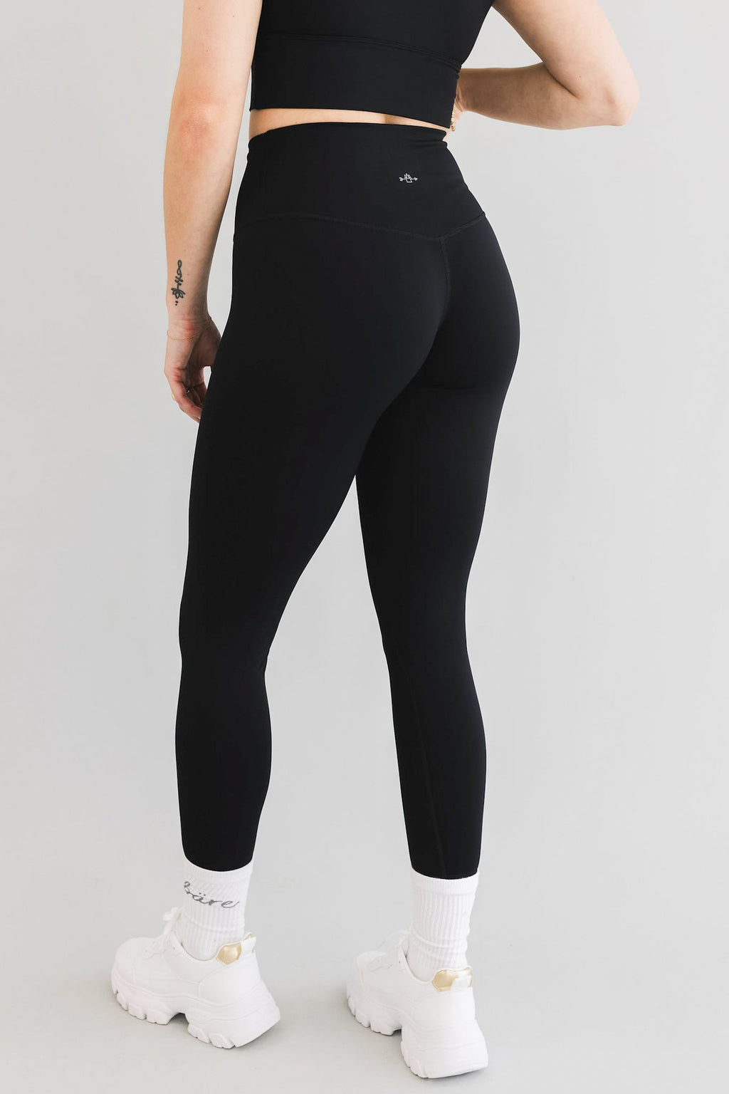 Barely There Pant 2.0 (25") *Pocket