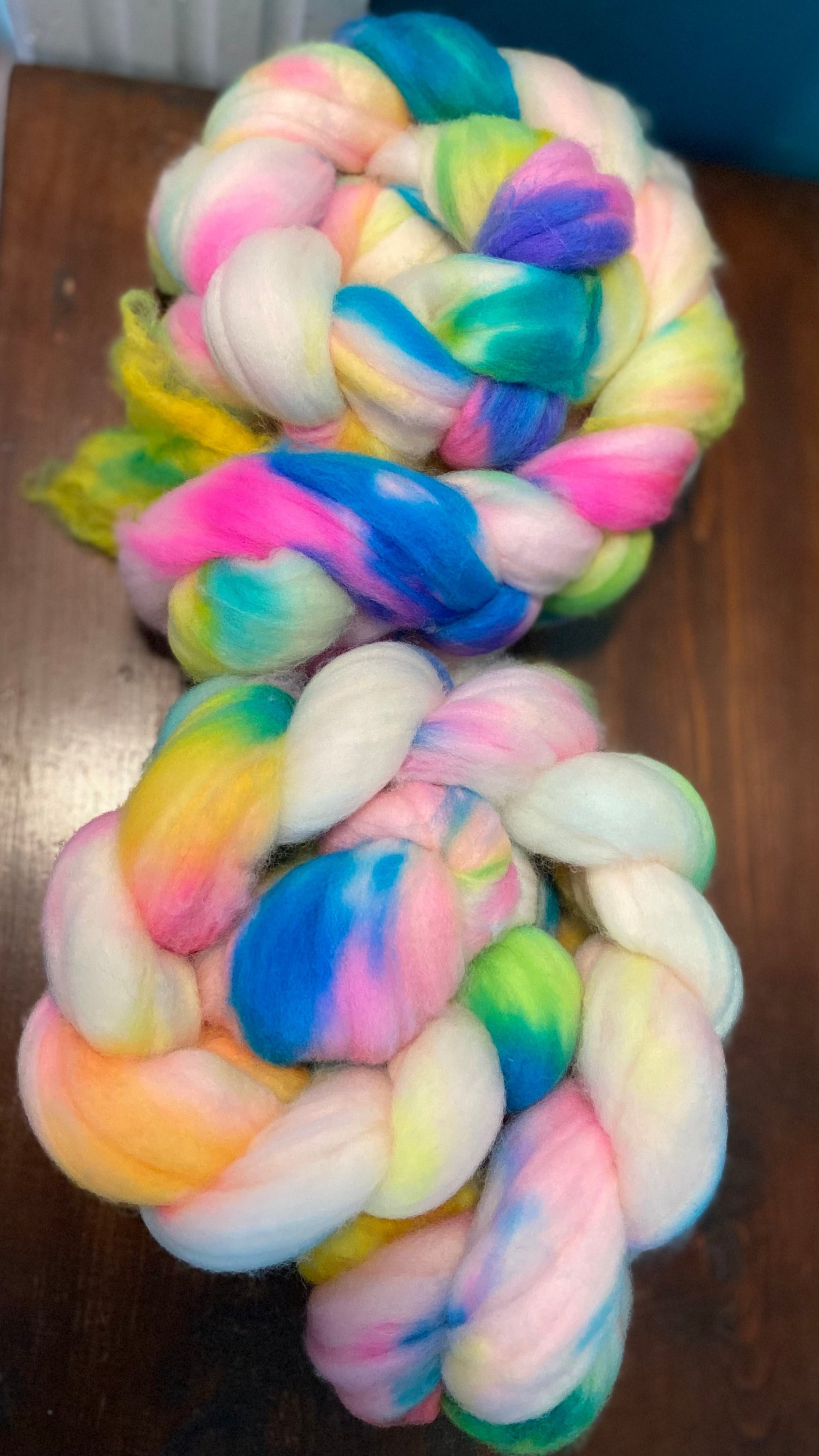 Laine mérinos peignée Superwash - 19,5 microns - Motif moucheté de Pâques