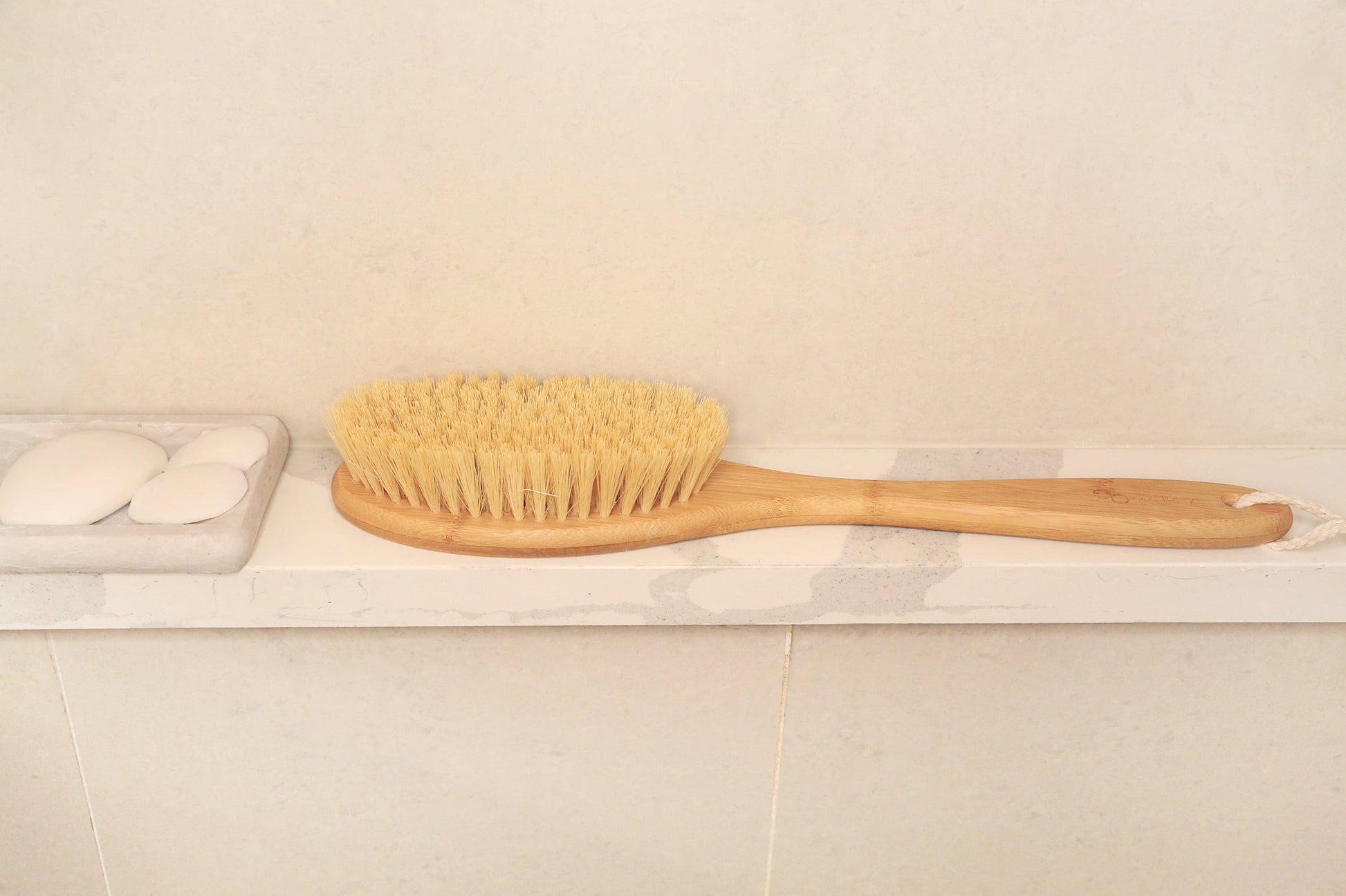 Natural Back Scrubbing Body Brush