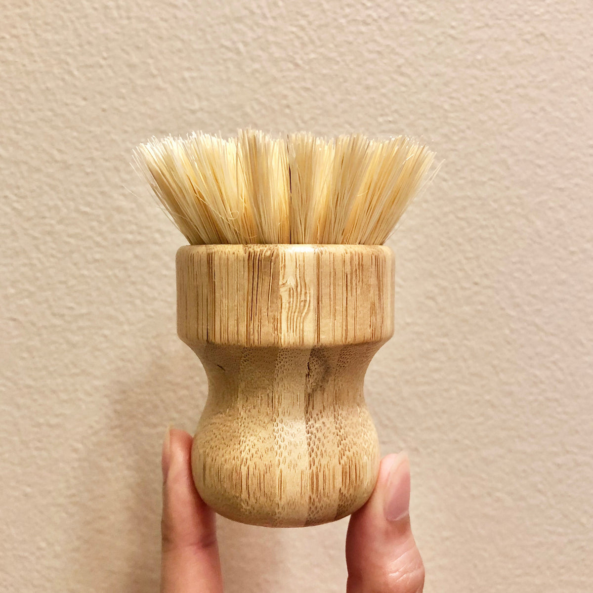 Brosse à récurer à poignée en bambou