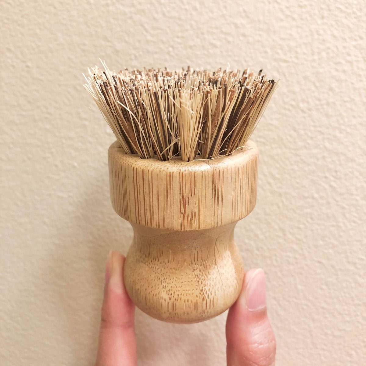 Brosse à récurer à poignée en bambou