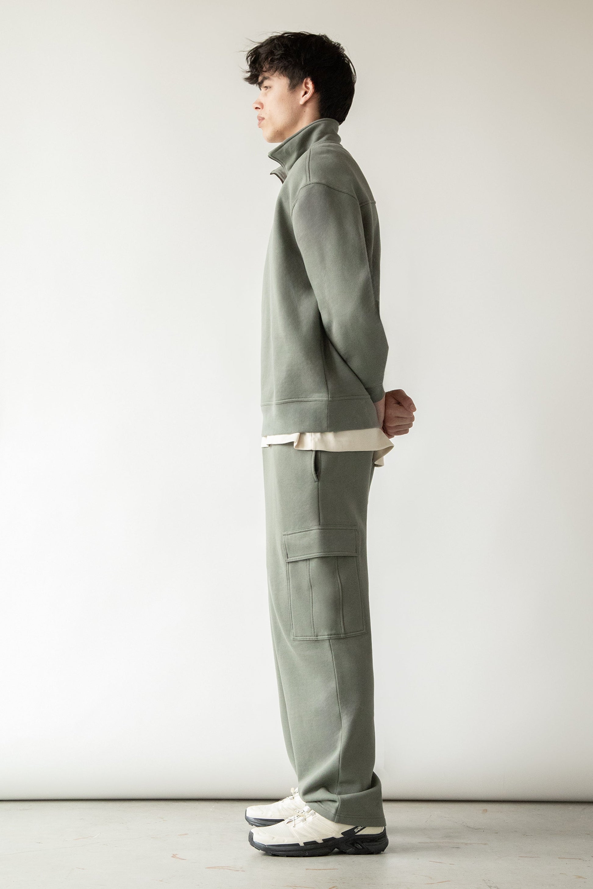 HALF-ZIP SWEATSHIRT