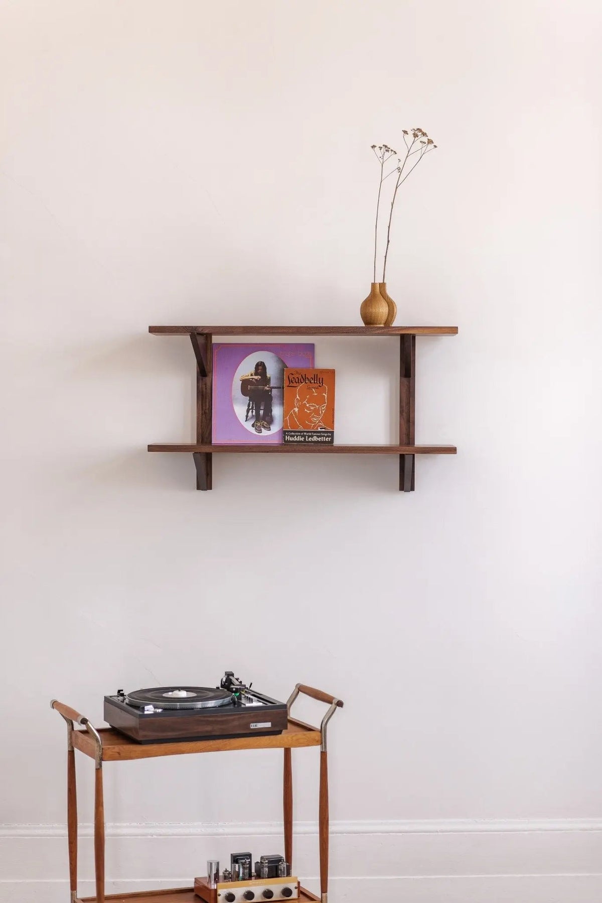 CLARA II Wall Shelf