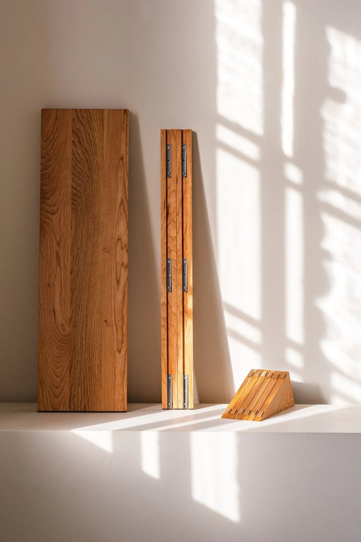 CLARA II Wall Shelf