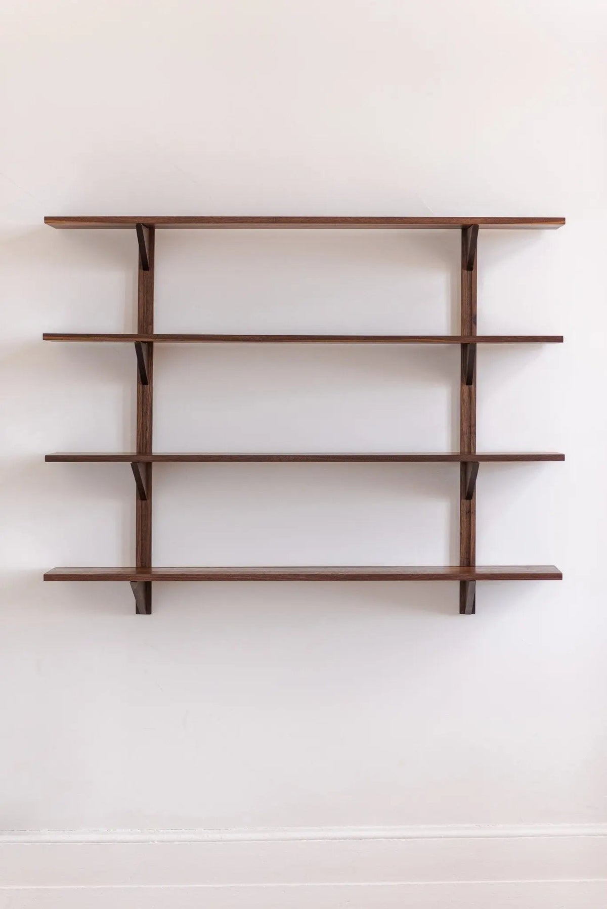 CLARA IV Wall Shelf