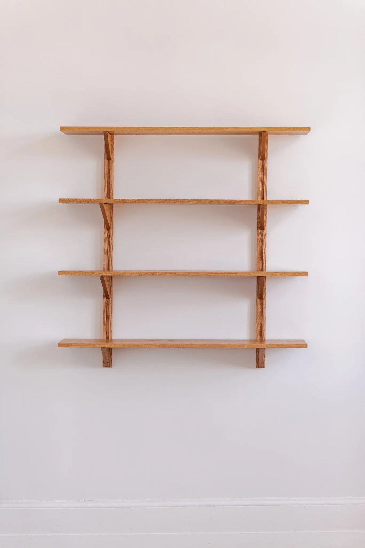 CLARA IV Wall Shelf
