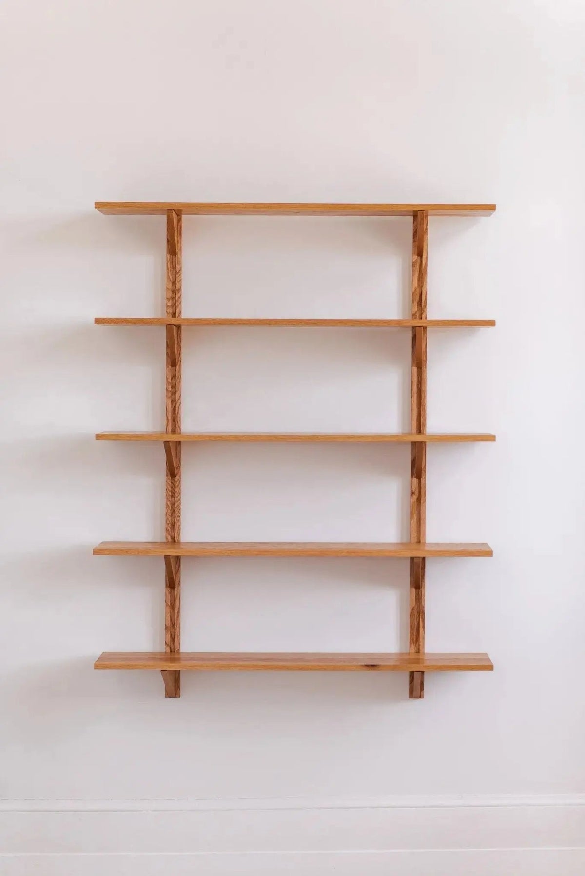 CLARA V Wall Shelf