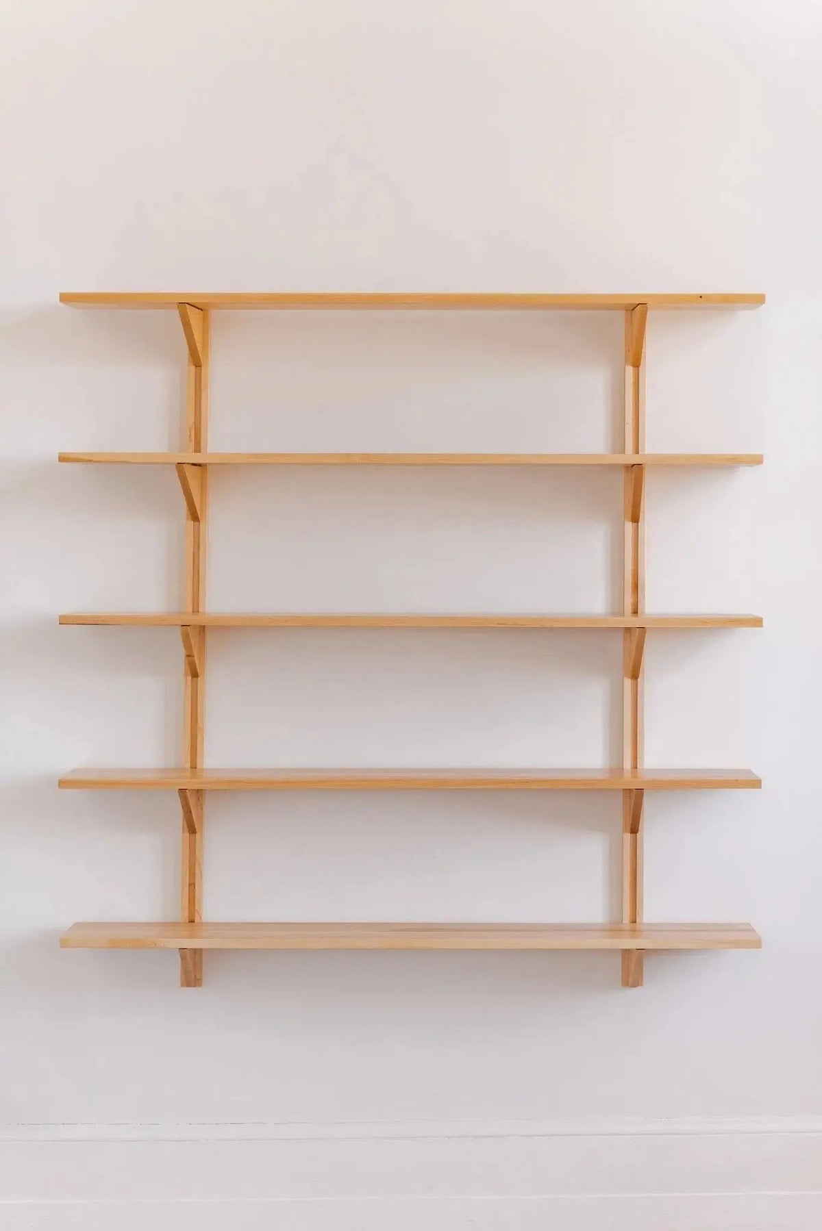 CLARA V Wall Shelf
