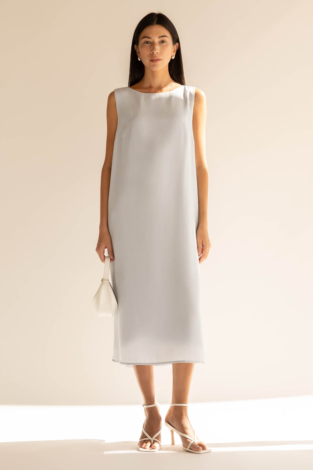 ROBE MIDI SANS MANCHES