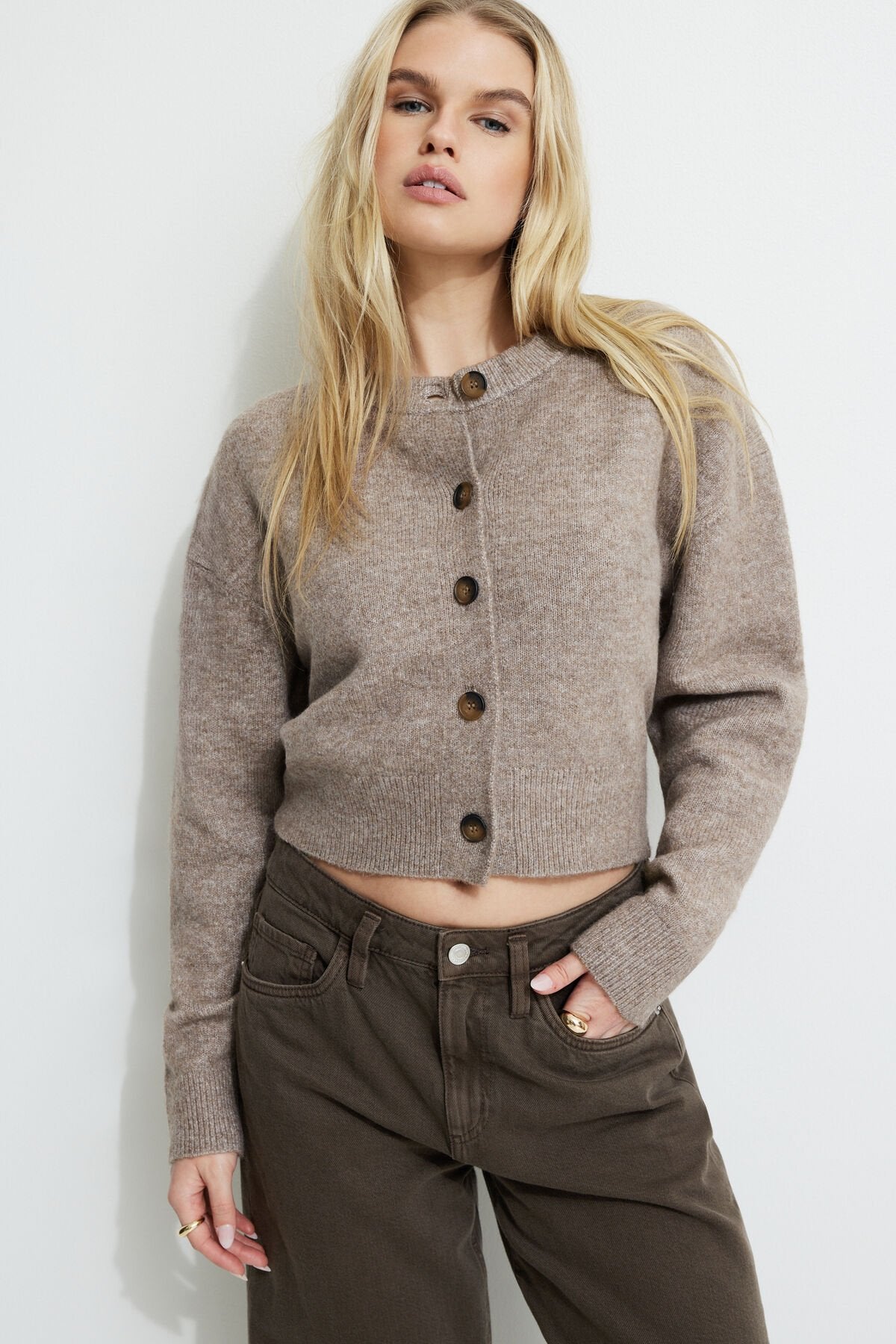 Cardigan à col rond Catherine Heavenlyarn™