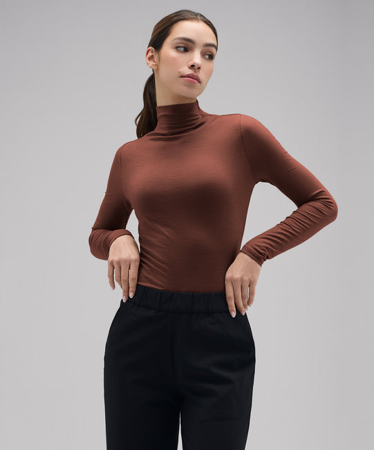Haut à col montant en laine mérinos pour femme