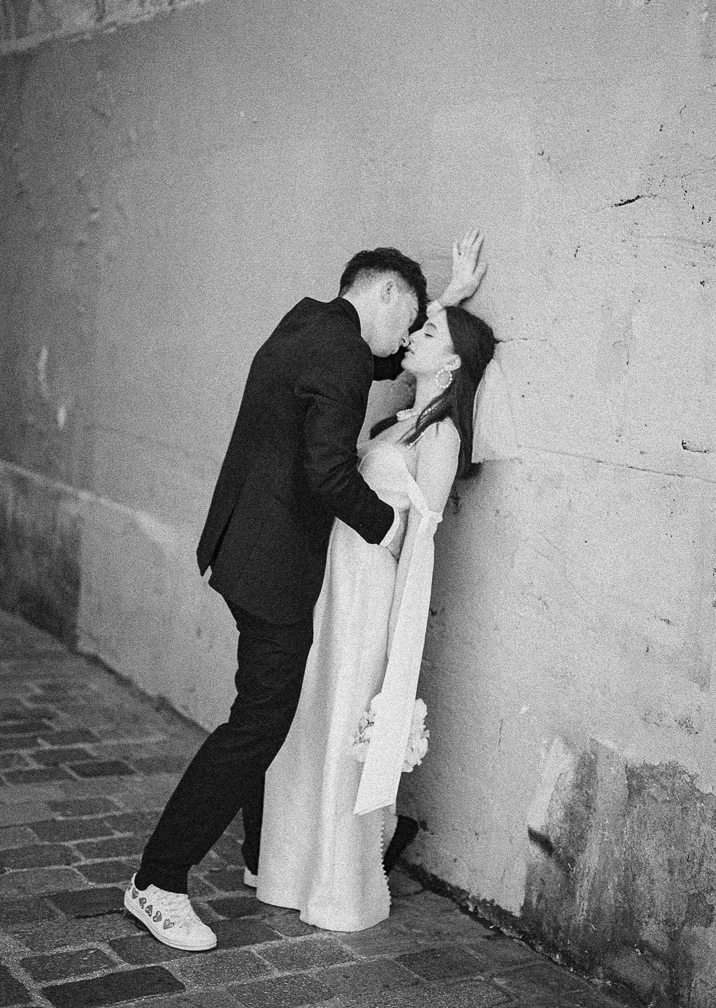 GRACE Pearl Hoop Earrings