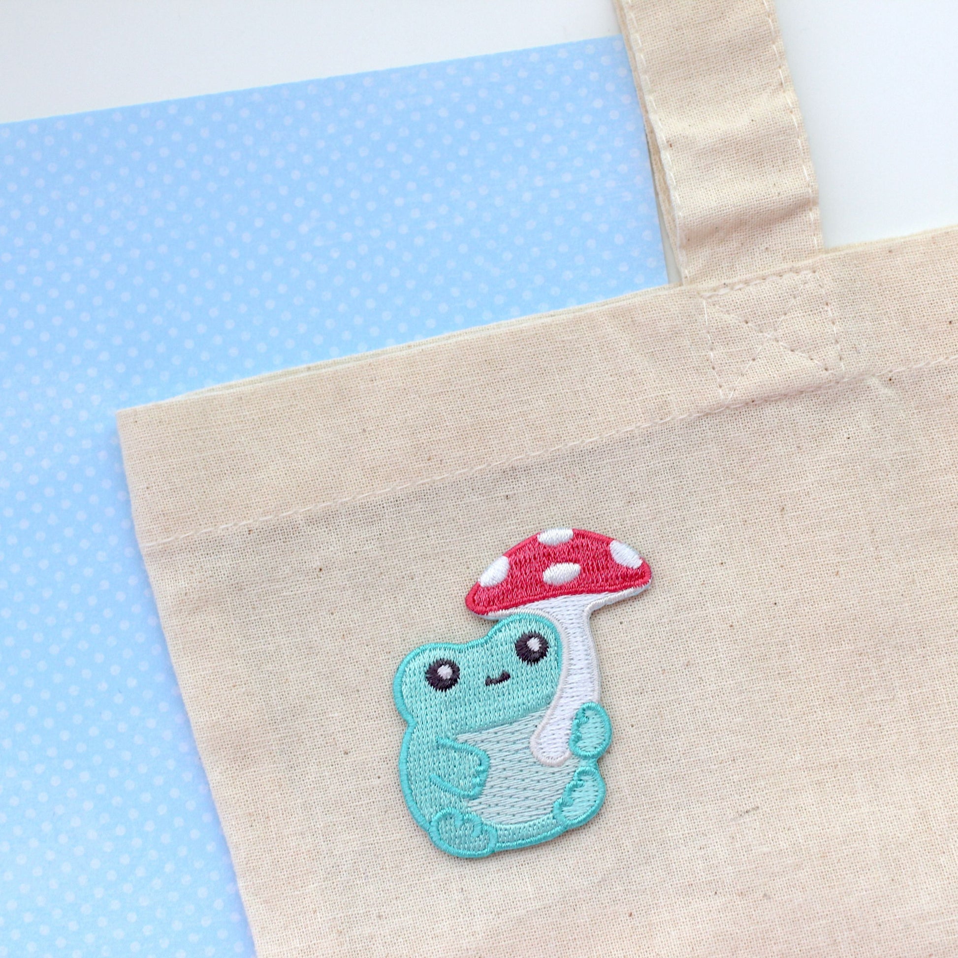 Patch thermocollant brodé grenouille mignonne pour jeans et vestes