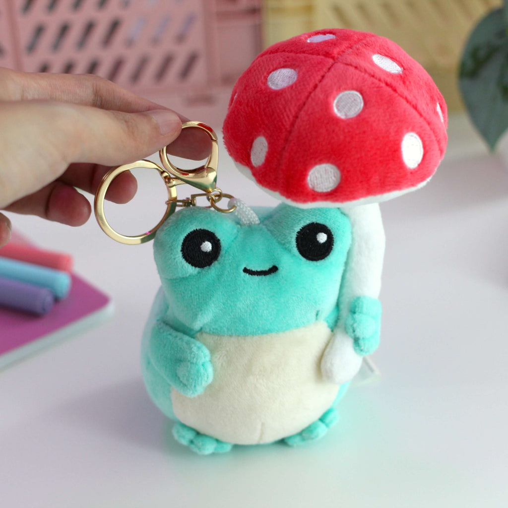 Porte-clés en peluche grenouille champignon