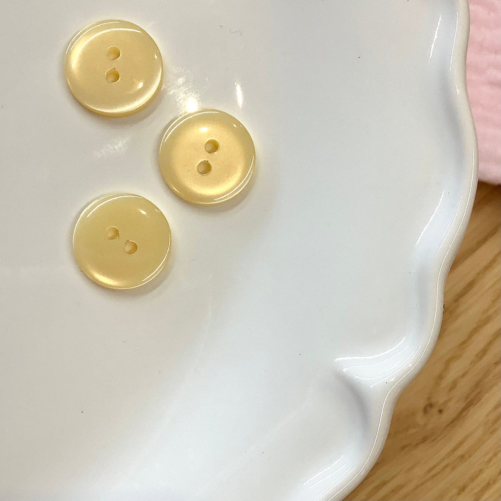 Elan ; Bouton 2 trous, jaune, 15 mm